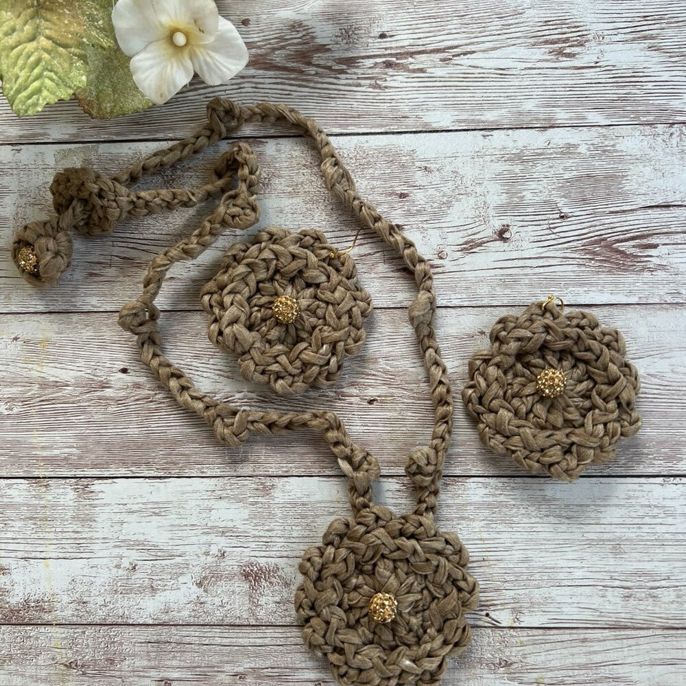 Handmade NECKLACE & EARRINGS~Bold & Beautiful Style~Ribbon Yarn~Rhinestones